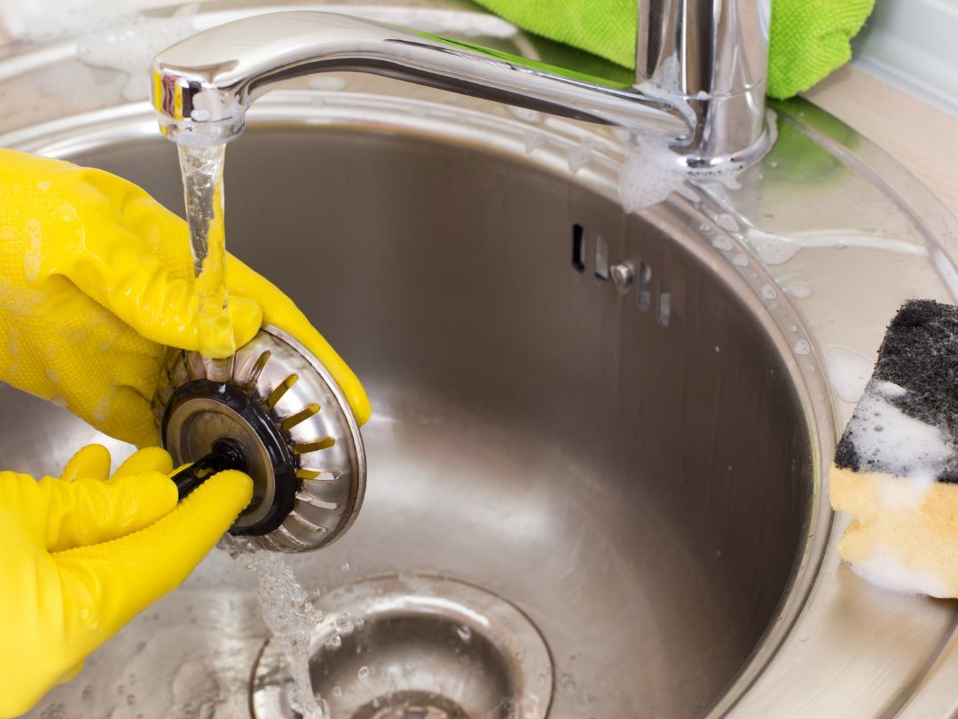 Spülbecken Sonrisa Putzen Wohnungsreinigung Reinigungsunternehmen