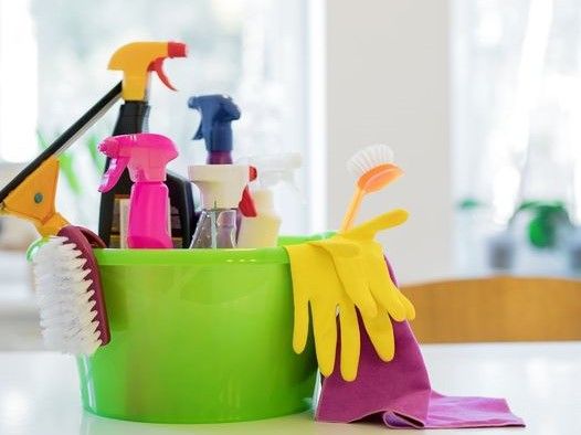 Reinigungsmittel Aufbewahren effizient reinigen Putzen Reinigung Haushalt Sonrisa Frauenfeld Winterthur Weinfelden